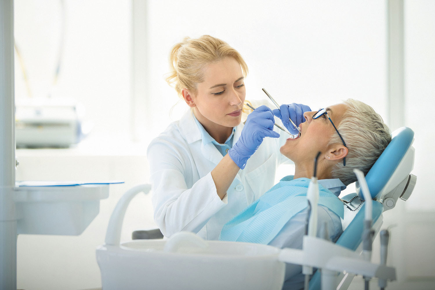 Complete Guide To Choosing Dental Services